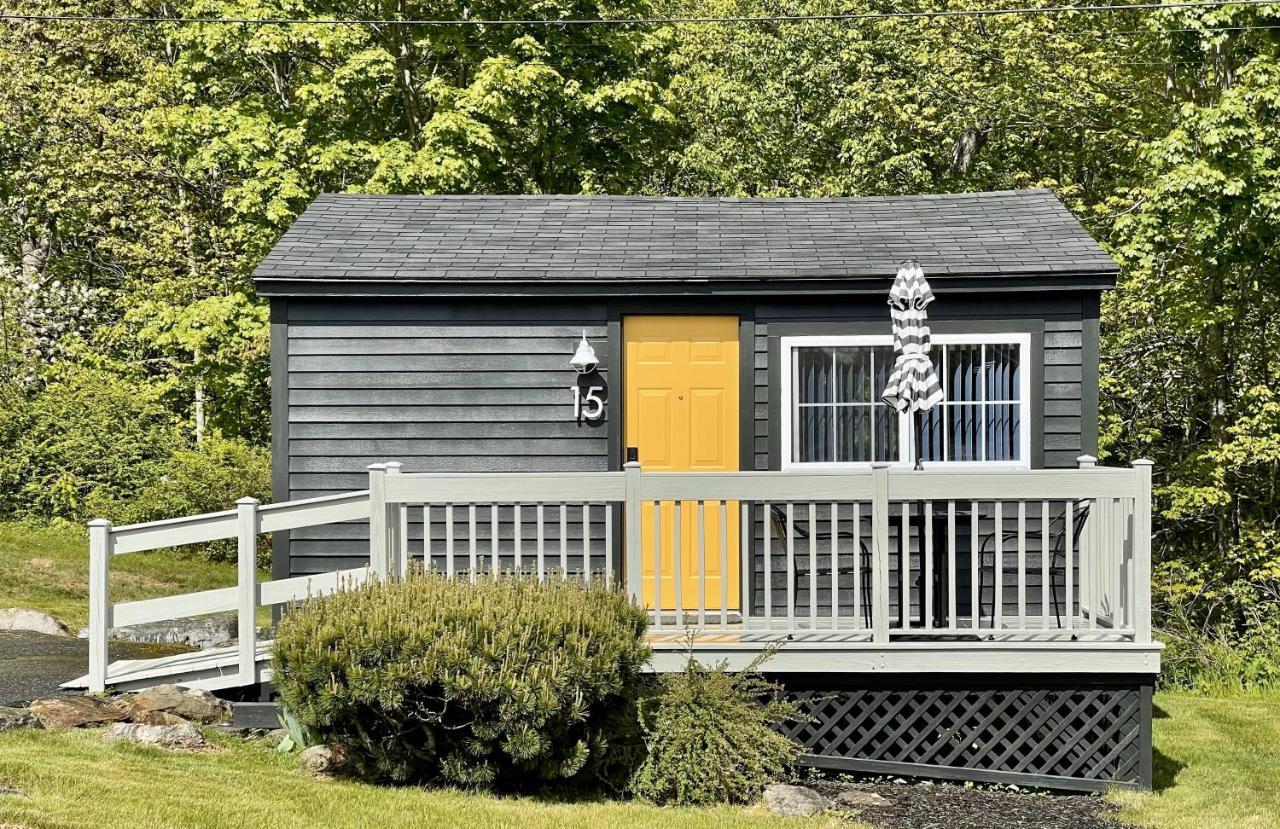 Seascape Motel & Cottages Belfast Exterior photo